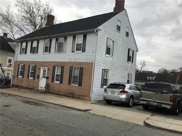 1 Penta St, West Warwick, RI 02893