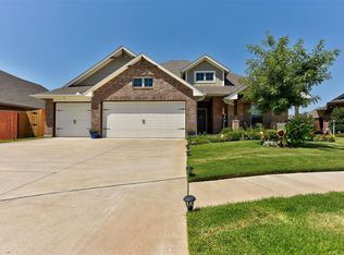 3704 Ellies Pl, Norman, OK 73072