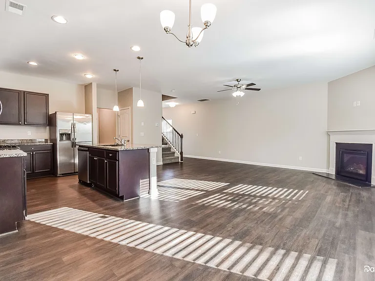 4995 Rapahoe Trl — Photo 5