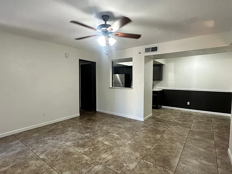 Cedar Creek Condominiums — Photo 7