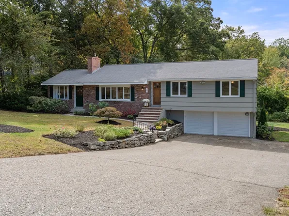 5 Oakwood Rd, Acton, MA 01720