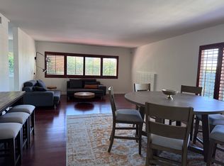 2925 Dona Susana Dr, Studio City, CA 91604