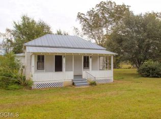 8855 Ramsey Rd, Grand Bay, AL 36541