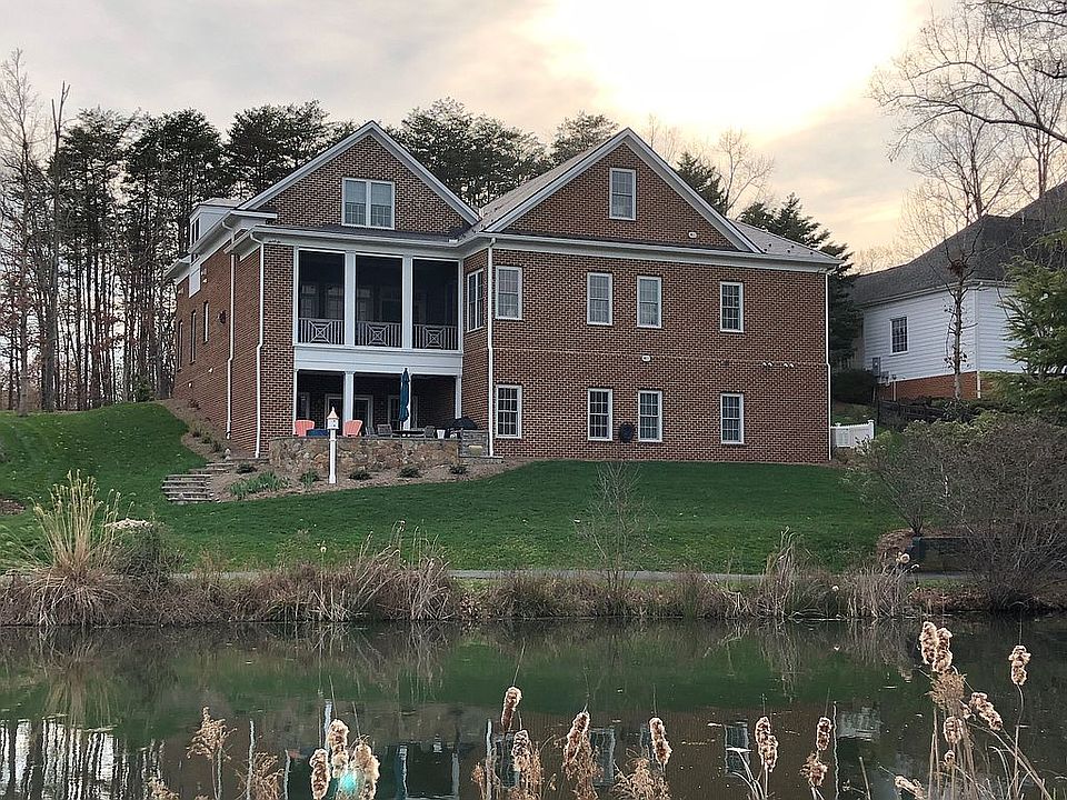 2nd image of 2511 Wiltshire Close