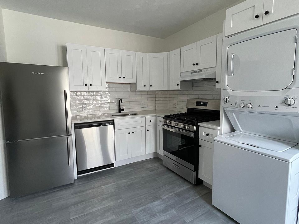 1st image of 64 Trafford St #5A