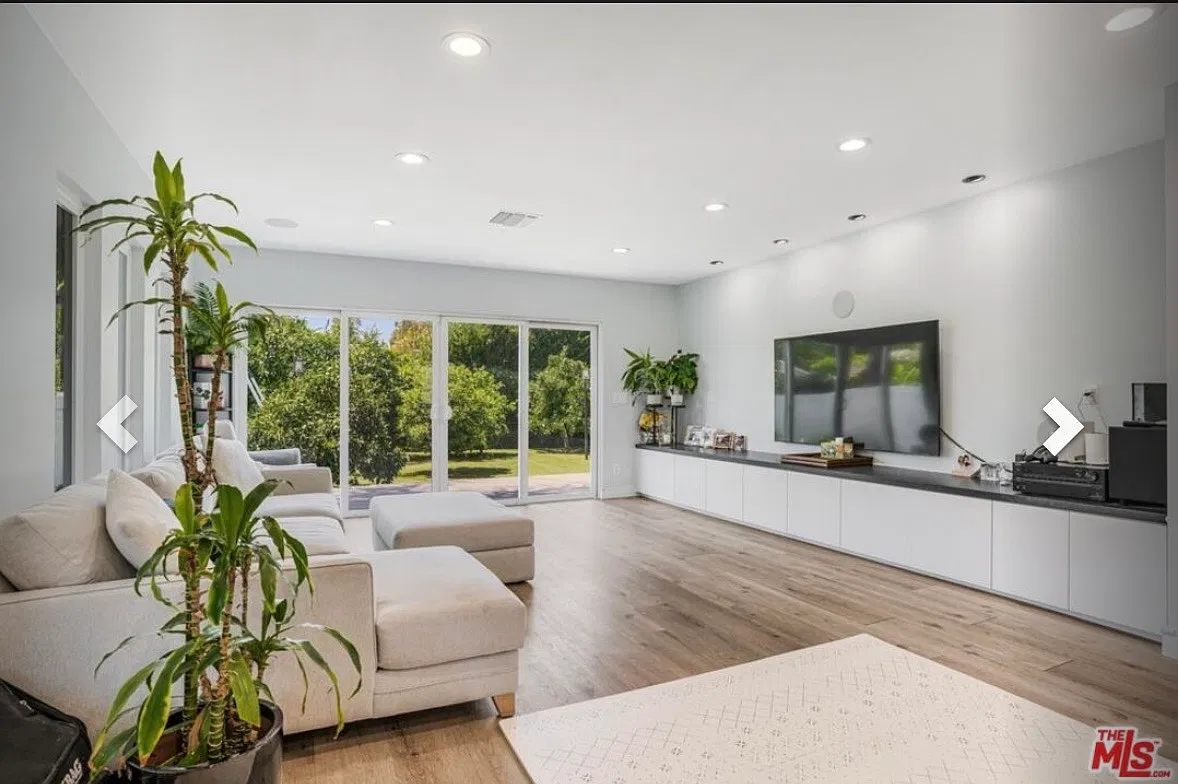 3 bed, 2.5 bath, 1750 sqft, $6,500 — Photo 3
