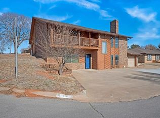 1519 Lexington Ave, Clinton, OK 73601