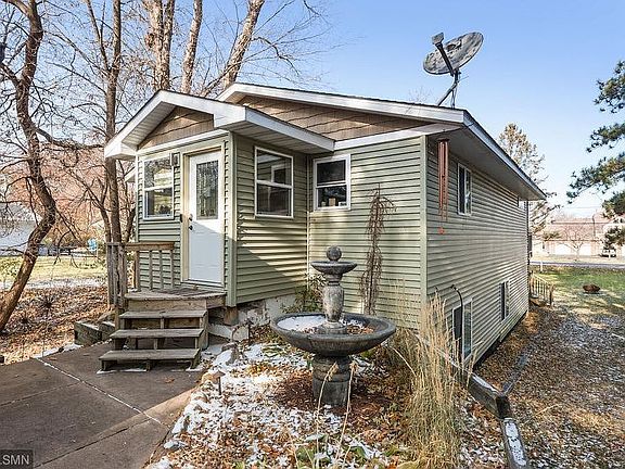 2nd image of 808 8th Ave SE