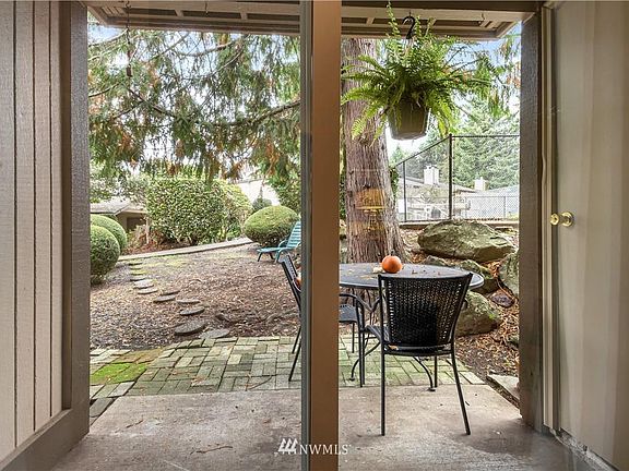 5th image of 4709 176th St SW APT C7