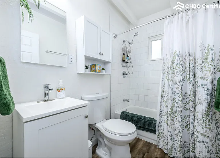 415 Baker St — Photo 13