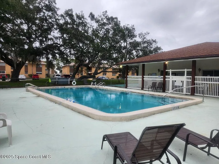 3135 Shady Dell Ln #212 — Photo 35
