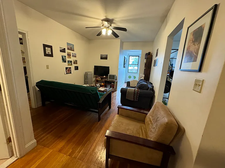 37 Egremont Rd #4 — Photo 6