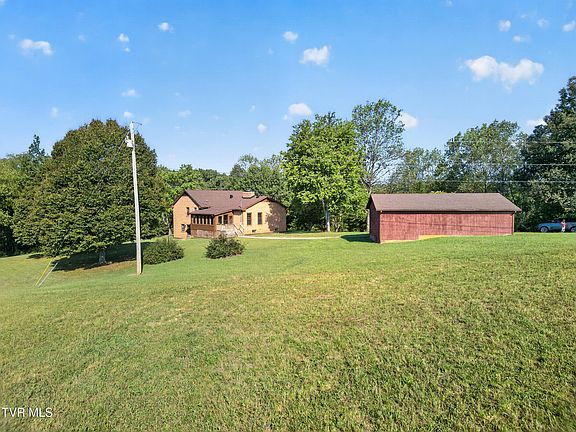 5th image of 545 Johnson Rd