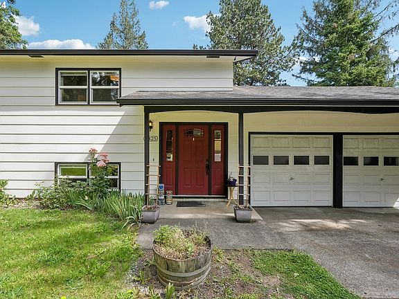 3rd image of 8825 SE Regents Dr