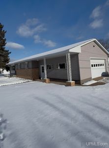 445 Lawrence St, Kingsford, MI, 49802