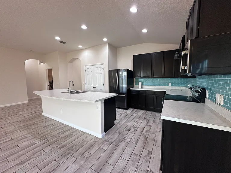 4110 Sage Brush Cir — Photo 9