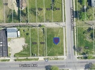 1900 Puritan St, Highland Park, MI 48203