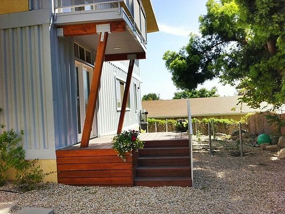 Front (South) Deck
