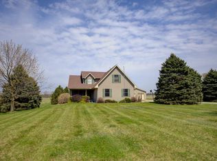 1414 Plains Rd, Leslie, MI 49251