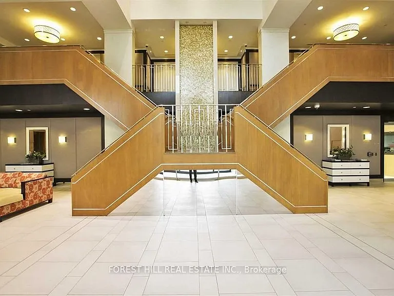 100 Harrison Garden Blvd #223 — Photo 2