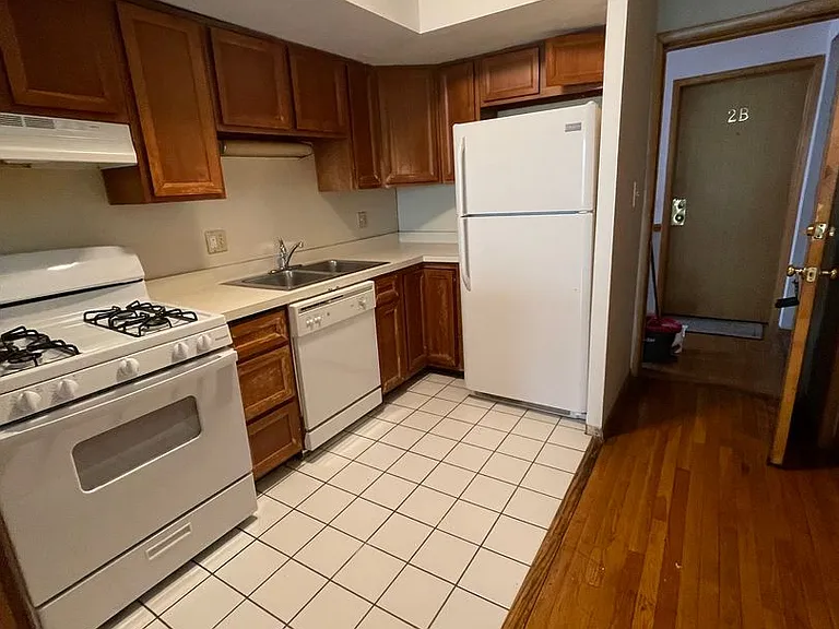 70 W Northwood Ave — Photo 22