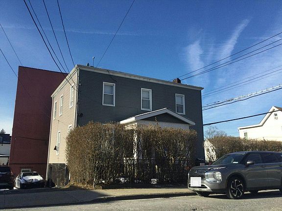 2nd image of 158 Spring St