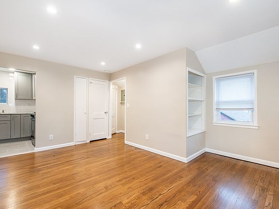 5th image of 189 Washington Ave