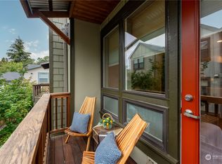 11713 Greenwood Ave N APT B, Seattle, WA