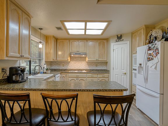 5th image of 5436 Indianwood Dr