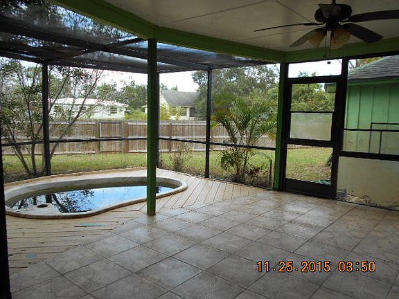 5th image of 207 SW Glenwood Drive