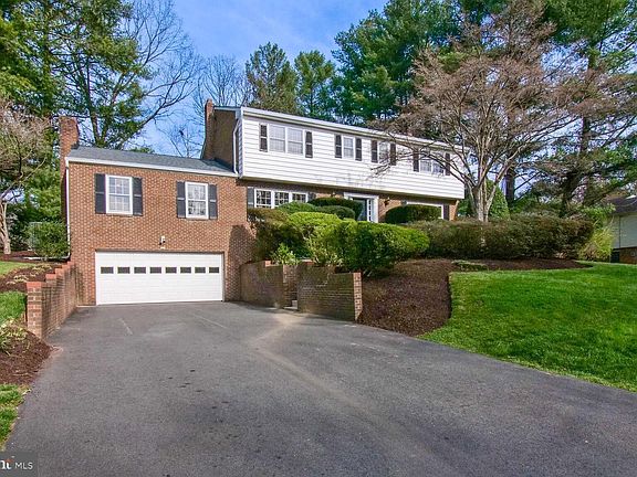 3rd image of 3825 Bosworth Ct