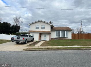 1025 Alpena Rd, Philadelphia, PA 19115