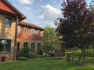 611 Twisted Oak Ln, Effort, PA 18330