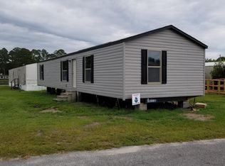 565 Dunlevie Rd, Allenhurst, GA 31301