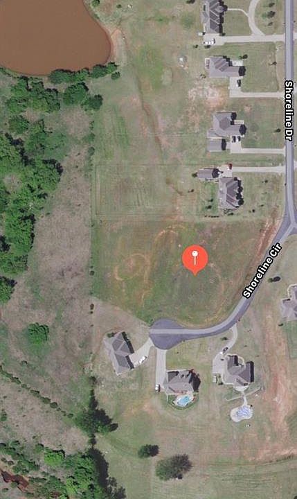 2nd image of 4201 Shoreline Dr
