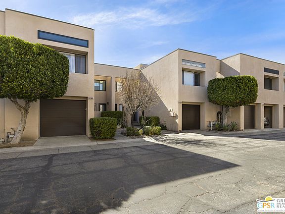 3rd image of 975 S Village Sq
