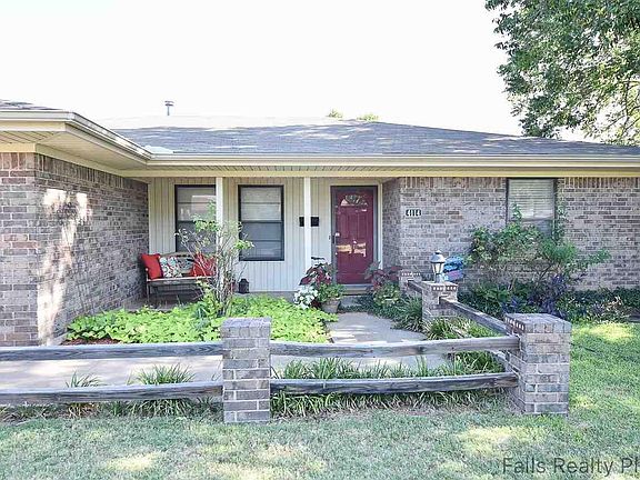 2nd image of 4114 Canberra Dr