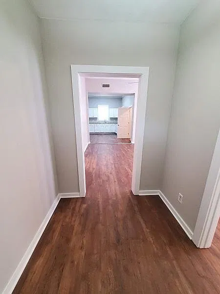 2 bed, 1450 sqft, $1,100 — Photo 2