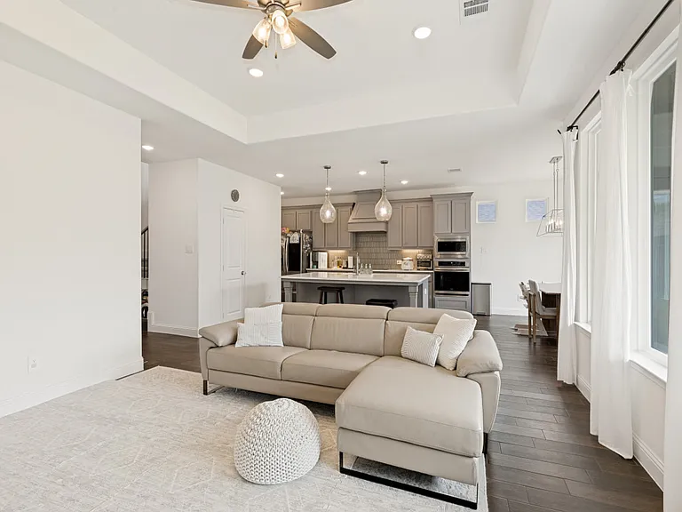 7117 Talon Dr — Photo 7