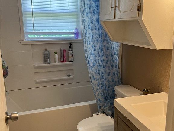 4th image of 1503 N West S Young Dr