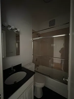 Rented by Oxford Property Group | media 11