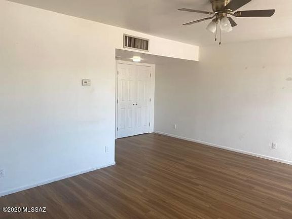 2nd image of 221 W Limberlost Dr