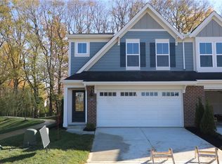 1666 Honey Glen Ln #28A, Sugarcreek Township, OH 45305