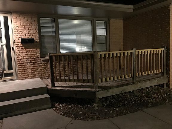 3rd image of 2775 Scott Ave