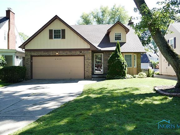 2nd image of 2328 Densmore Dr