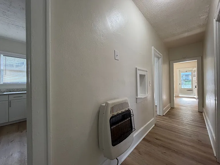 918 Darlington Way SW — Photo 15