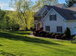 24 William Barnes Rd, Flemington, NJ 08822