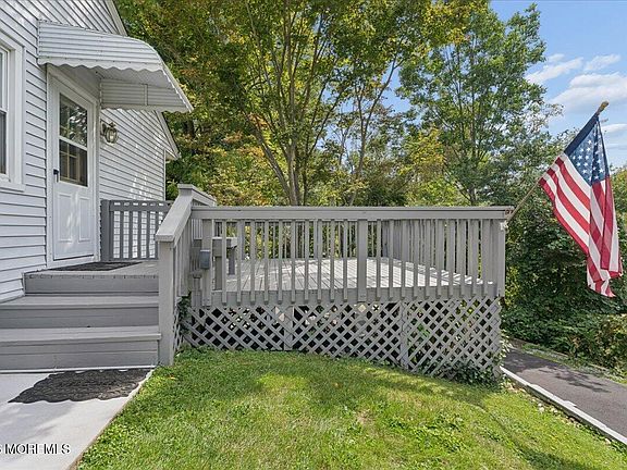 3rd image of 714 Fletcher Drive