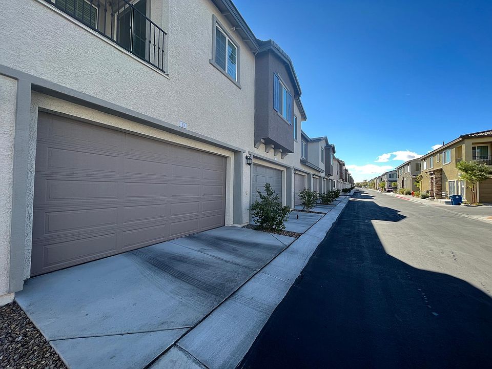 1st image of 20 Barbara Ln #29