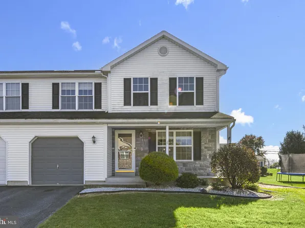 30 N Calais Dr, Reading, PA 19605